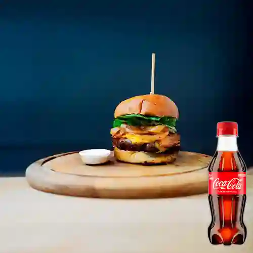Combo Hamburguesa Brangus + Coca Cola Original 250ML
