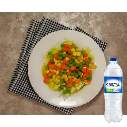 Combo Ensalada + Agua Cristal Sin Gas 420 ml