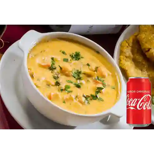Combo Cazuela de Mariscos + Coca-Cola Original 355 ml