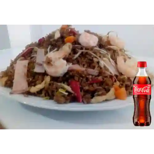 Combo Arroz Chino + Coca Cola Original 400 ml