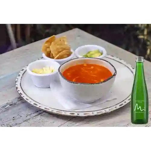 Combo Sopa Mexicana + Agua con Gas Manantial 300 ml