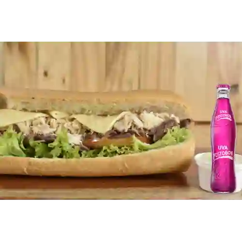 Combo Sándwich Mixto + Uva Postobon 350 ml