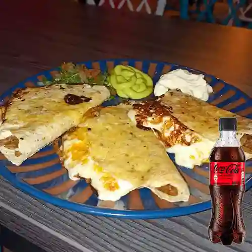 Combo Quesabirria + Coca Cola Sin Azúcar 400 ml