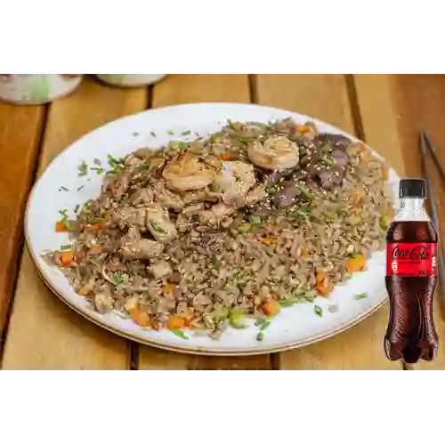 Combo Yakimeshi Shokunin + Coca-Cola Sin Azúcar 400 ml