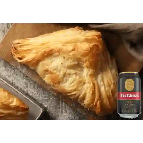 Combo Pastel de Pollo + Club col. Negra Lta 330ml