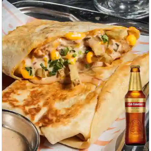 Combo Animal Style Wrap +Papas +Club col. Dorada 350ml