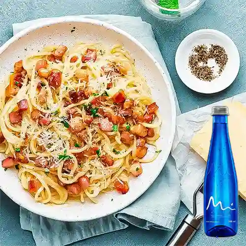 Combo Pasta Carbonara + Agua Mineral