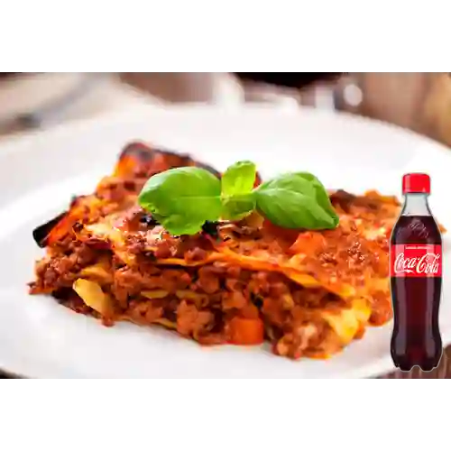 Combo Lasaña Mixta + Coca-Cola Sabor Original 400 ml