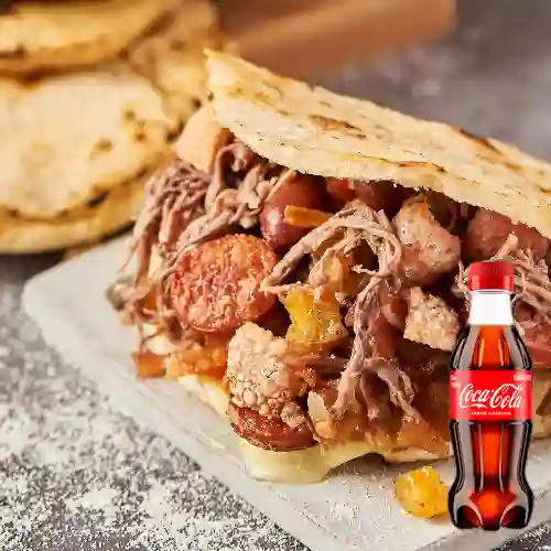Combo Arepa Paisa + Coca Cola Original 250ML