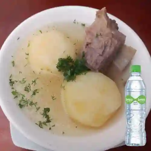 Caldo de Costilla c/ Papa +Agua Brisa C/Gas 600ml