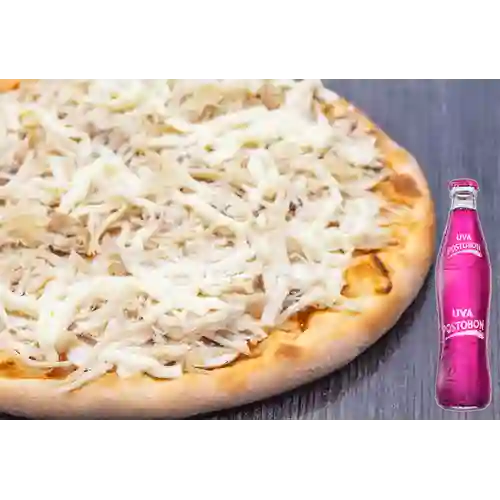 Combo Pizza Pollo Champiñones + Uva Postobon 350 ml