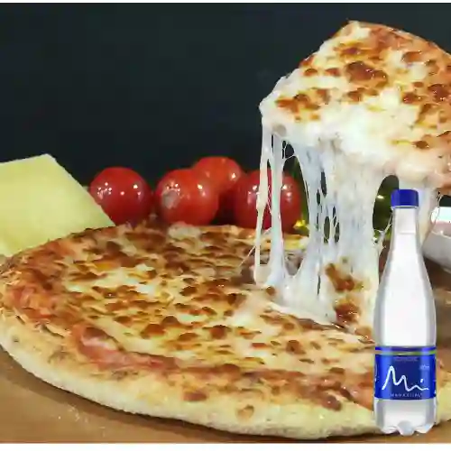 Pizza Personal de Queso +Agua Manantial S/Gas 600ml