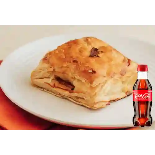 Combo Pastel de Jamón&Queso +Cocacola Orig 250ML
