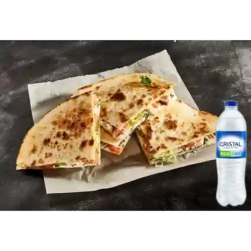 Combo Quesadilla Vegetariano + Cristal Sin Gas 600 ml