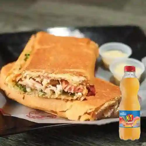 Combo Sándwich Ranchero 30 Cm + Hit Mango 500 ml