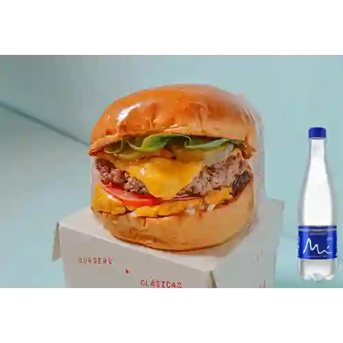 Combo Burger Doble + Manantial Sin Gas 600ML