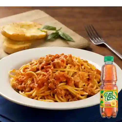 Combo Spaghetti Bolognesa Pollo +Mr. Tea Durazno 500ml