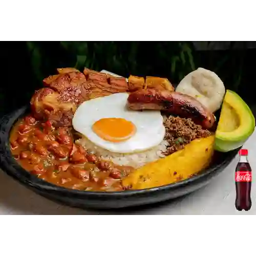 Combo Bandeja Paisa + Coca-Cola Sabor Original 400 ml