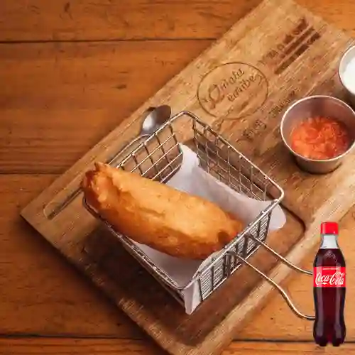 Combo Carimañola de Queso + Coca-Cola Sabor Original 400 ml