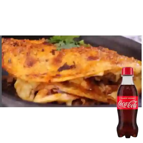 Combo Quesabirria + Coca Cola Original 250ML