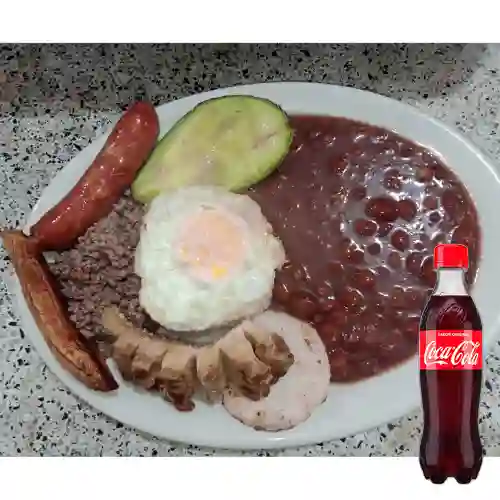 Combo Bandeja Paisa + Coca-Cola Sabor Original 400 ml