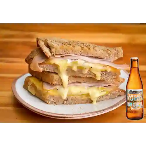 Combo Sánduche Brie Jamón&Manzana + BBC Cajicá Miel 330ml