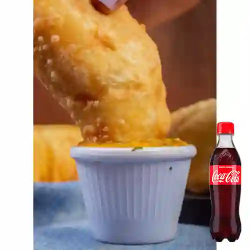 Combo Empanada de Pollo + Coca-Cola Sabor Original 400 ml