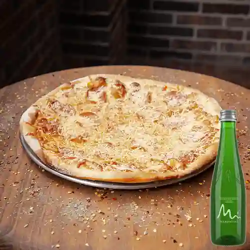 Combo Pizza Tres Quesos +Agua Manantial C/Gas 300ml