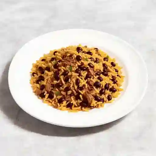 Calentado de frijol con carne