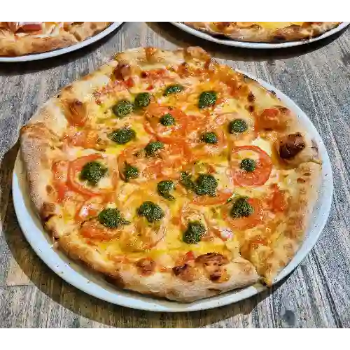 Pizza Caprese