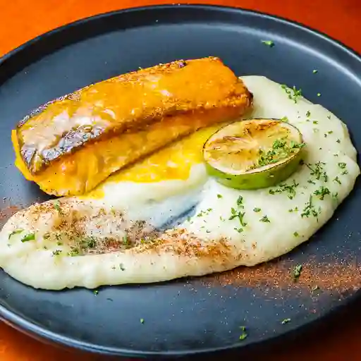 Salmón en miel de uchuva