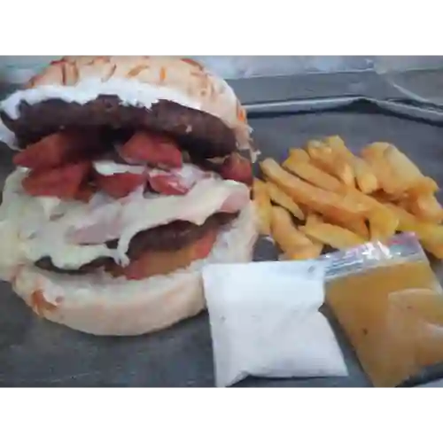 Hamburguesa Doble Carne + Papa Francesa