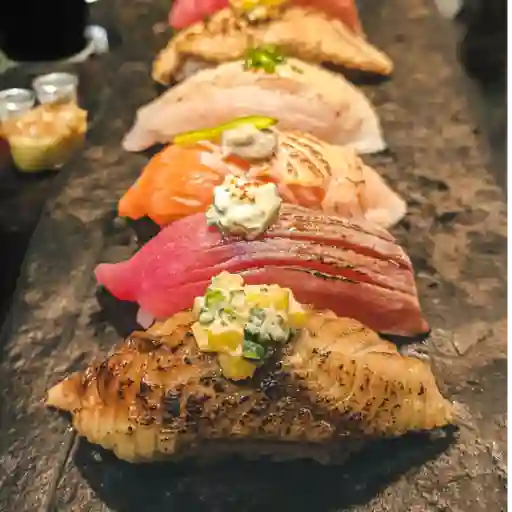 Nigiri sampler