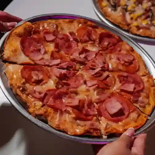Pepperoni Queso