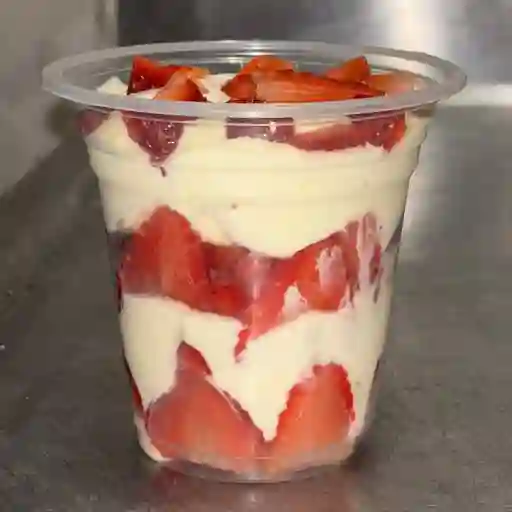Fresas con crema 9 oz