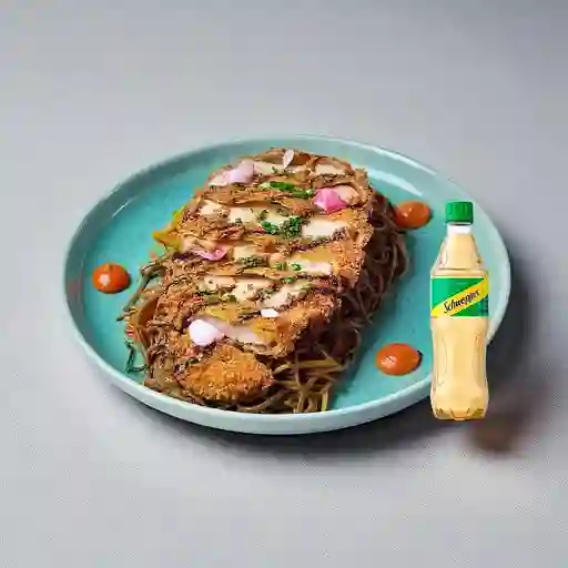 Combo Yakisoba Tonkatzu + Schweppes Ginger Ale 400ML