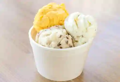 4 Bolas de Helado