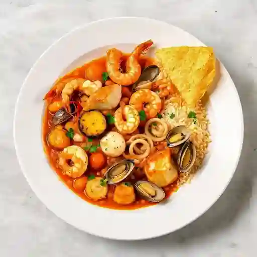 Cazuela de Mariscos y Filetes