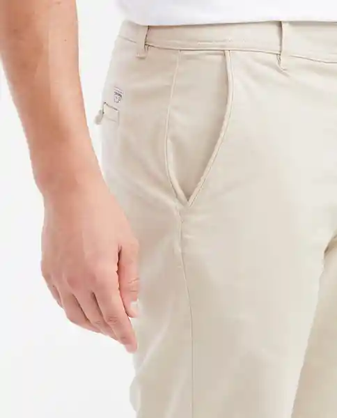 Short Colors Rocket Beige Perlado Claro Talla 28 Chevignon