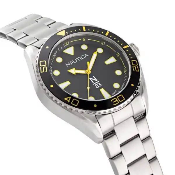 Reloj Finn World Hombre Plateado NAPFWS223 Nautica