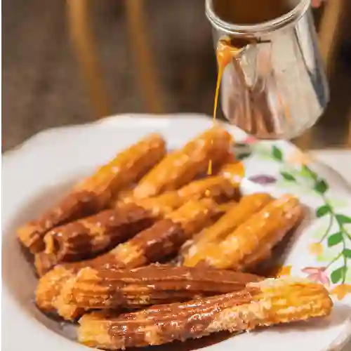 Churros con Chocolate