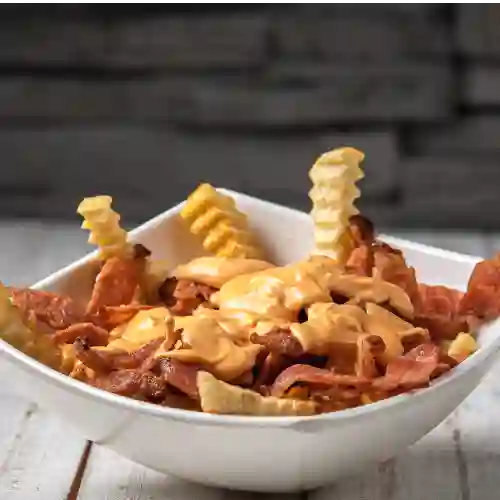 Papas Cheddar con Tocineta
