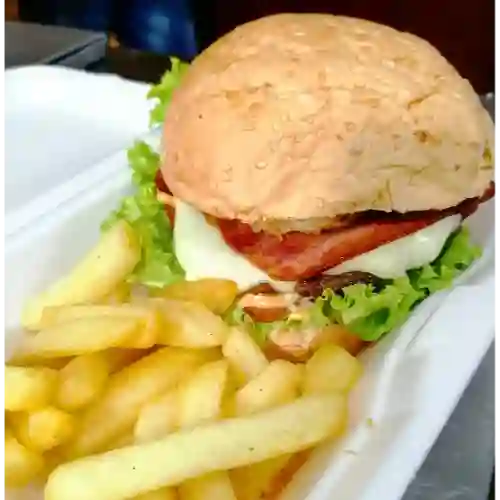 2 Burger Carne + Papa +Gaseosa Litro
