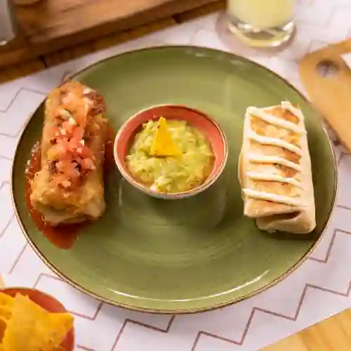 Chimichanga de Res y Burrita de Pollo
