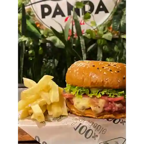Burger Clasica Panda + Papas