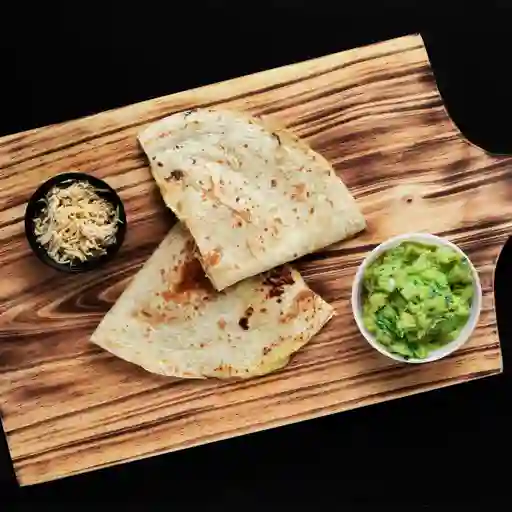 Quesadilla de Pollo en Combo