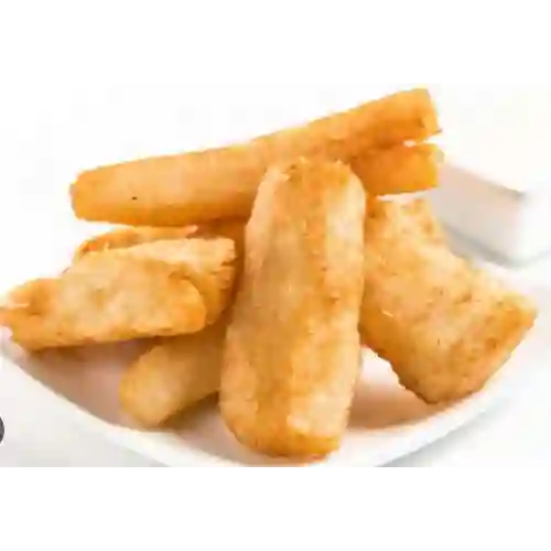 Porción de Yucas Fritas