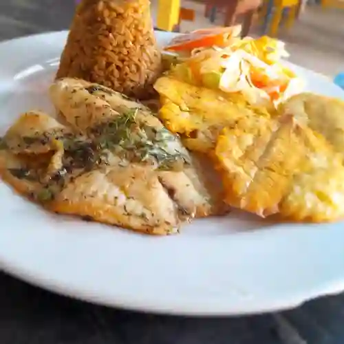 Filete de Pescao Al Ajillo