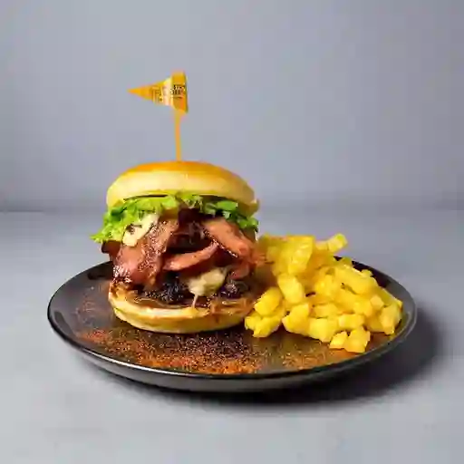Burger la Cachesuda y Papas