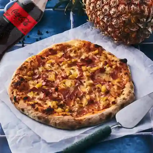 Pizza Hawaiana + Bebida